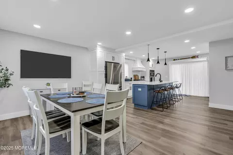 210 Midway Ave, Seaside Park, NJ 08752