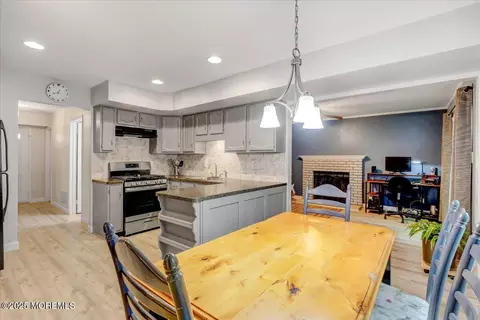 62 Appletree Rd, Howell, NJ 07731 photo 11