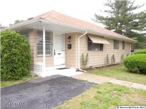 2277 Mount Hood Ln, Toms River, NJ 08753