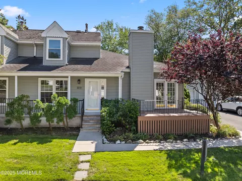 23 Mulberry Ct #D, Brielle, NJ 08730
