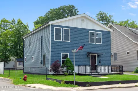 484 Laurel Ave, Hazlet, NJ 07730