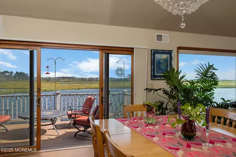 Dining - 709 Richmond Dr, Forked River, NJ 08731 photo 4 of 5