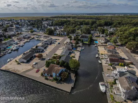 View/Area - 709 Richmond Dr, Forked River, NJ 08731 photo 19 of 44