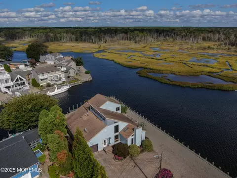 View/Area - 709 Richmond Dr, Forked River, NJ 08731 photo 4 of 44