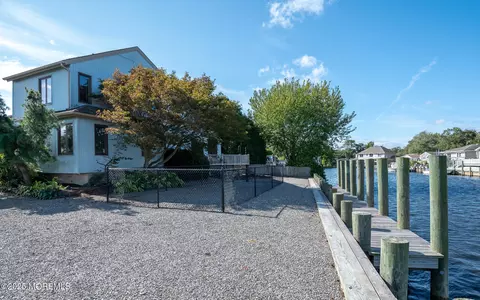 Exterior - 709 Richmond Dr, Forked River, NJ 08731 photo 7 of 18