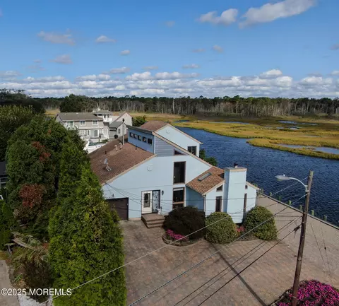 View/Area - 709 Richmond Dr, Forked River, NJ 08731 photo 1 of 44