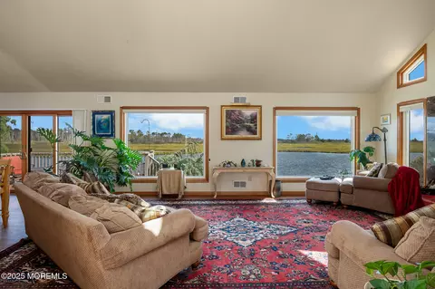 Living - 709 Richmond Dr, Forked River, NJ 08731 photo 1 of 4