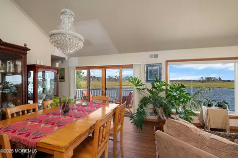 Dining - 709 Richmond Dr, Forked River, NJ 08731 photo 2 of 5