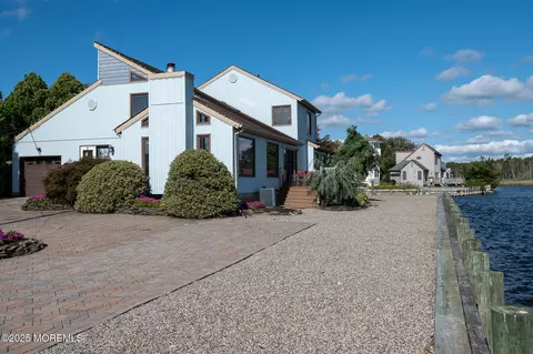 Exterior - 709 Richmond Dr, Forked River, NJ 08731 photo 4 of 18