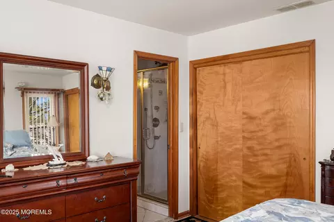 Bedroom - 709 Richmond Dr, Forked River, NJ 08731 photo 3 of 5