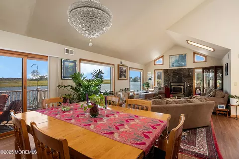 Dining - 709 Richmond Dr, Forked River, NJ 08731 photo 3 of 5