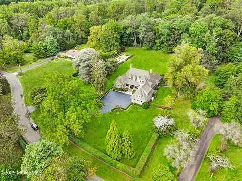 26 Wigwam Rd, Rumson, NJ 07760