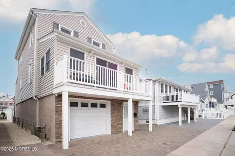 36 Kearney Ave, Seaside Heights, NJ 08751