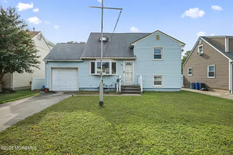 109 Griffiths Ave, Point Pleasant Beach, NJ 08742