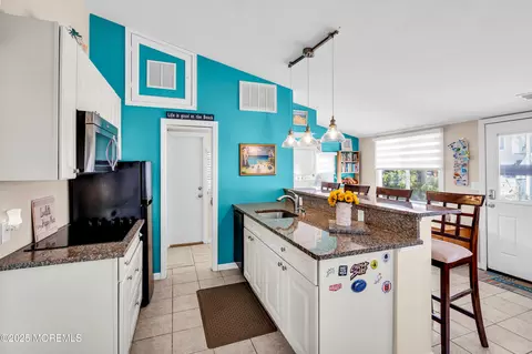 Kitchen - 21 E Dune Way, Lavallette, NJ 08735 photo 1 of 2