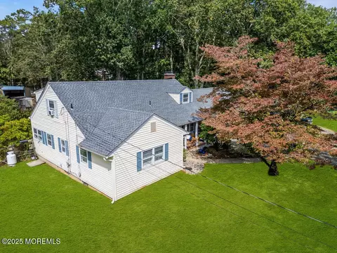 750 Jackson Mills Rd, Jackson, NJ 08527
