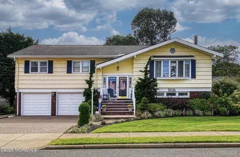 2410 Mark Pl, Point Pleasant, NJ 08742