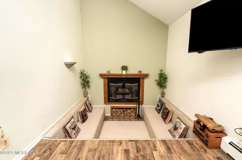619 Hanover Dr, Wrightstown, NJ 08562 photo 12