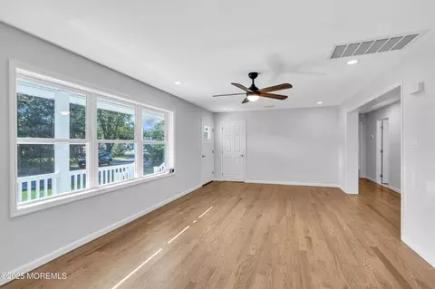 Living - 23 Marlin Ln, Waretown, NJ 08758 photo 3 of 3