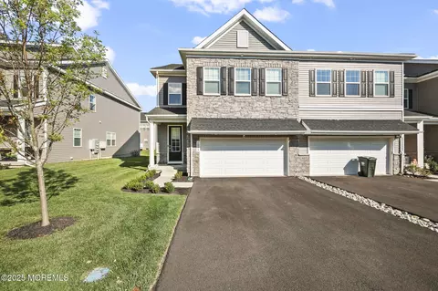 1006 Navigator Ave, Marlboro, NJ 07746