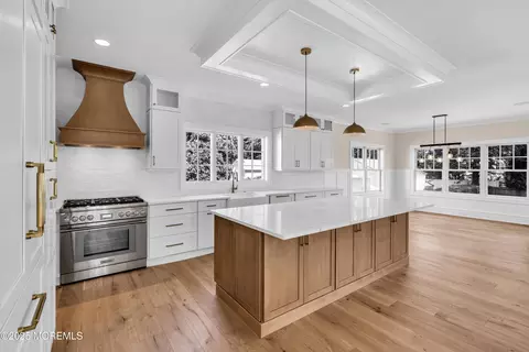 69 Park Ave, Rumson, NJ 07760 photo 4