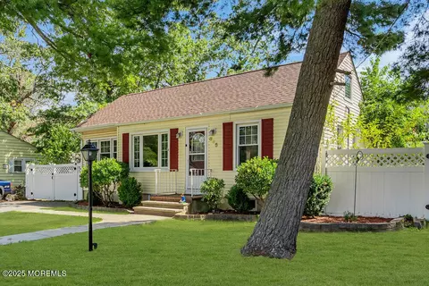 645 Beachwood Blvd, Beachwood, NJ 08722