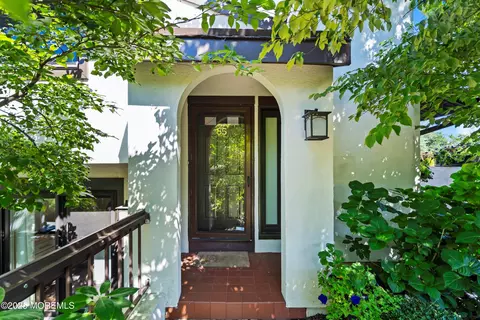 85 Tower Hill Dr #608, Red Bank, NJ 07701