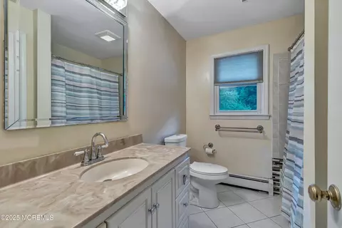 Bath - 20 Devon Rd, Middletown, NJ 07748 photo 1 of 3