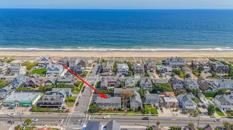 21 Mount St #4A, Bay Head, NJ 08742