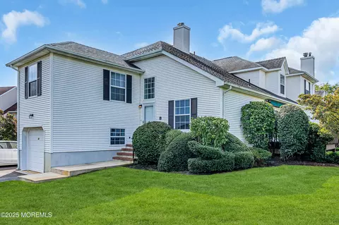 57 Racquet Rd, Wall, NJ 07719