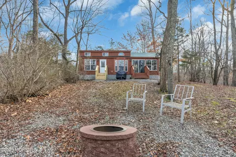 724 Monmouth Rd #37, Cream Ridge, NJ 08514