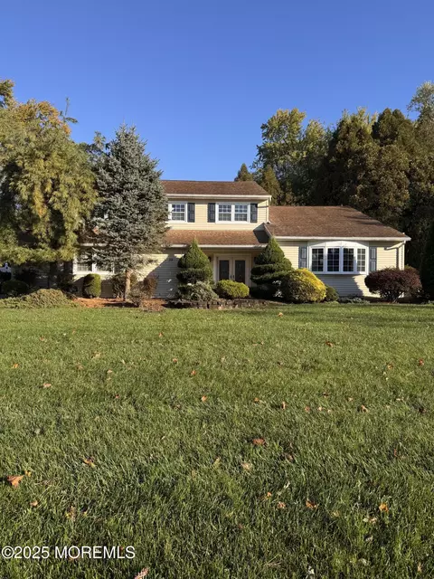 39 Coachman Dr S, Freehold, NJ 07728