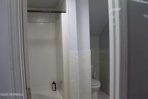 Bath - 491 Driscol Dr, Brick, NJ 08724 photo 2 of 2