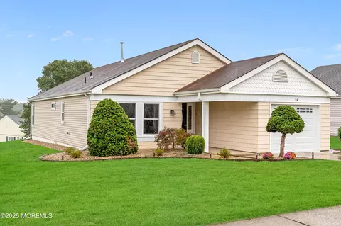 34 Maidstone Way, Manchester, NJ 08759