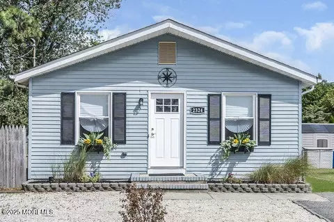 2324 5th Ave, Toms River, NJ 08753