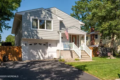 1942 Pine Meadow Ave, Toms River, NJ 08753
