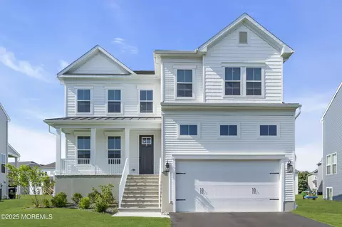 3 Devon Dr, Howell, NJ 07731