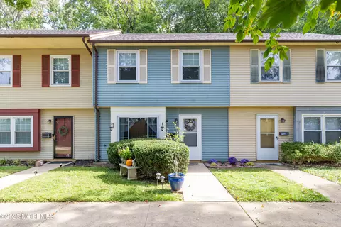 555 Atlantic Ave #6, Aberdeen, NJ 07747