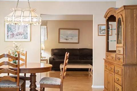 Dining - 2 Arthur Ct, Jackson, NJ 08527 photo 3 of 3