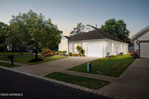Exterior - 2 Arthur Ct, Jackson, NJ 08527 photo 4 of 4