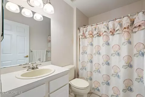 Bath - 2 Arthur Ct, Jackson, NJ 08527 photo 3 of 3