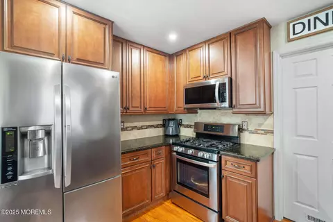Kitchen - 18 Red Maple Dr, Brick, NJ 08724 photo 1 of 4
