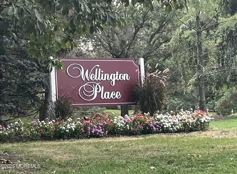 315 Wellington Pl, Aberdeen, NJ 07747