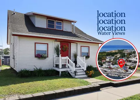 94 Maplewood Ave, Keansburg, NJ 07734