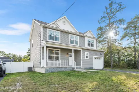 234 2nd Ave, Toms River, NJ 08757