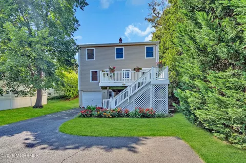 Exterior - 88 E River Rd, Rumson, NJ 07760 photo 4 of 4