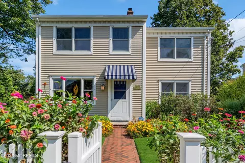 88 E River Rd, Rumson, NJ 07760