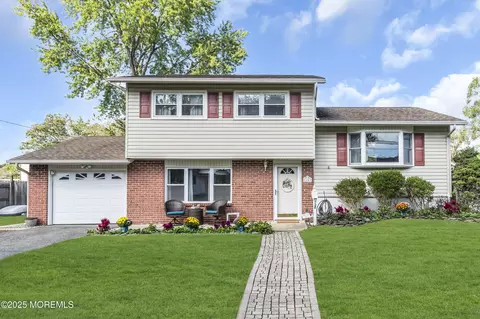 12 Rutgers Rd, Jackson, NJ 08527