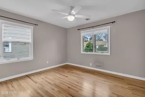 Bedroom - 114 Crescent Dr, Brick, NJ 08724 photo 1 of 5