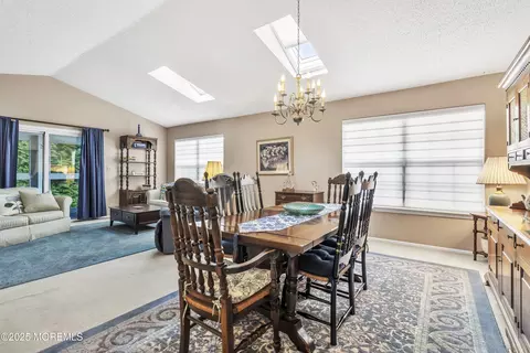 24 Mayapple Dr, Brick, NJ 08724 photo 22